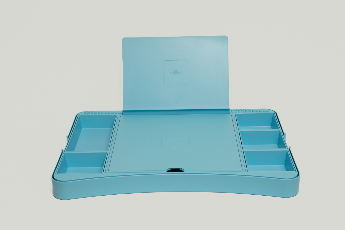 Stud Desk Farben